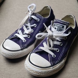 Boy/ Girl Youth Converses